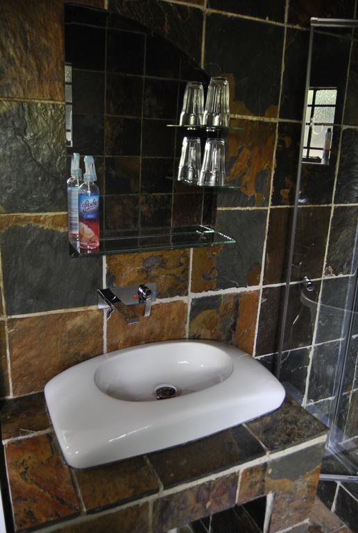 Birch Tree Cottage Johannesburg Ngoại thất bức ảnh
