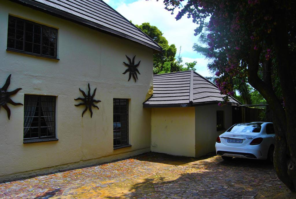 Birch Tree Cottage Johannesburg Ngoại thất bức ảnh